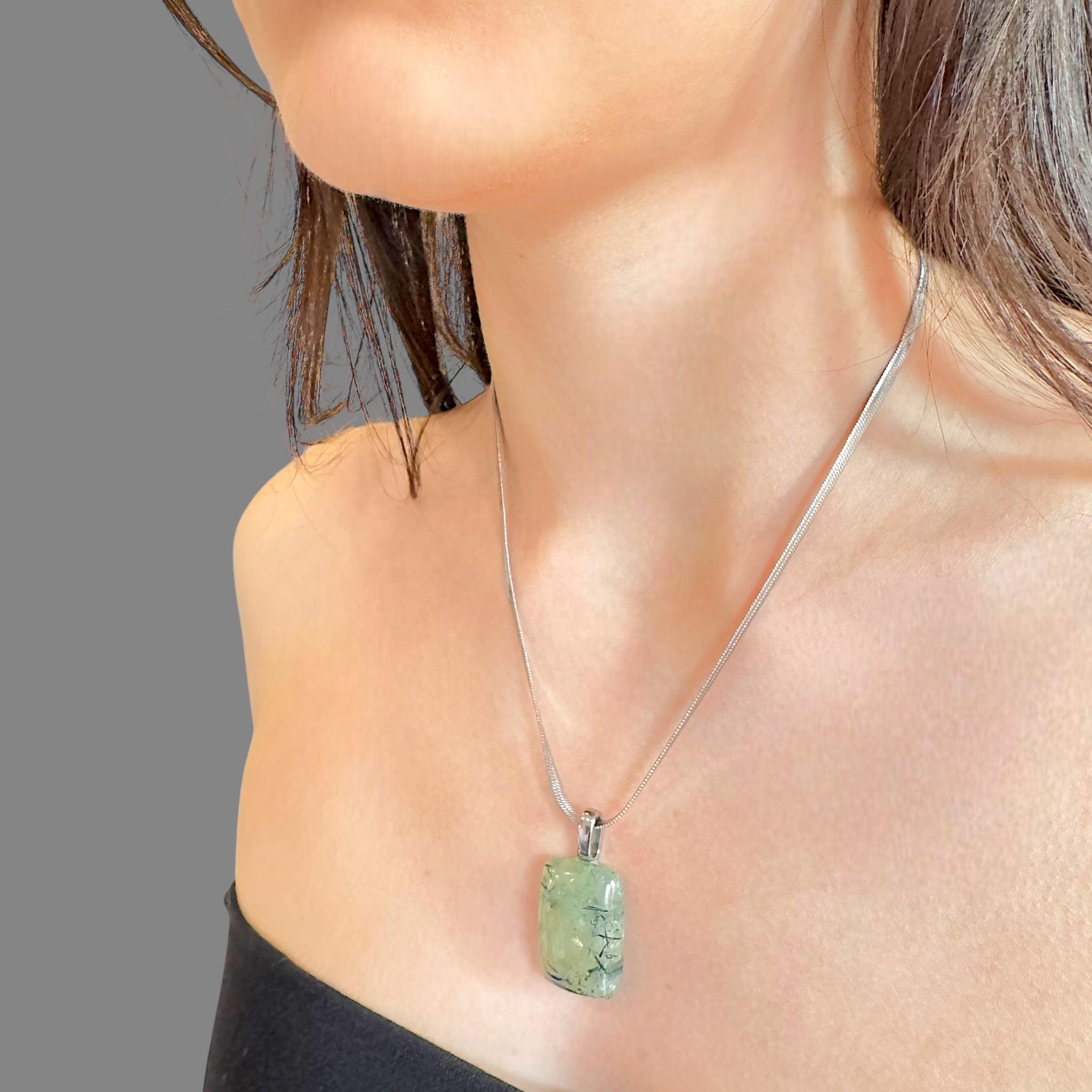 Collana prehnite 25x17 mm Sharifa Crystals